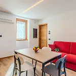 Martin Pescatore By Interhome *